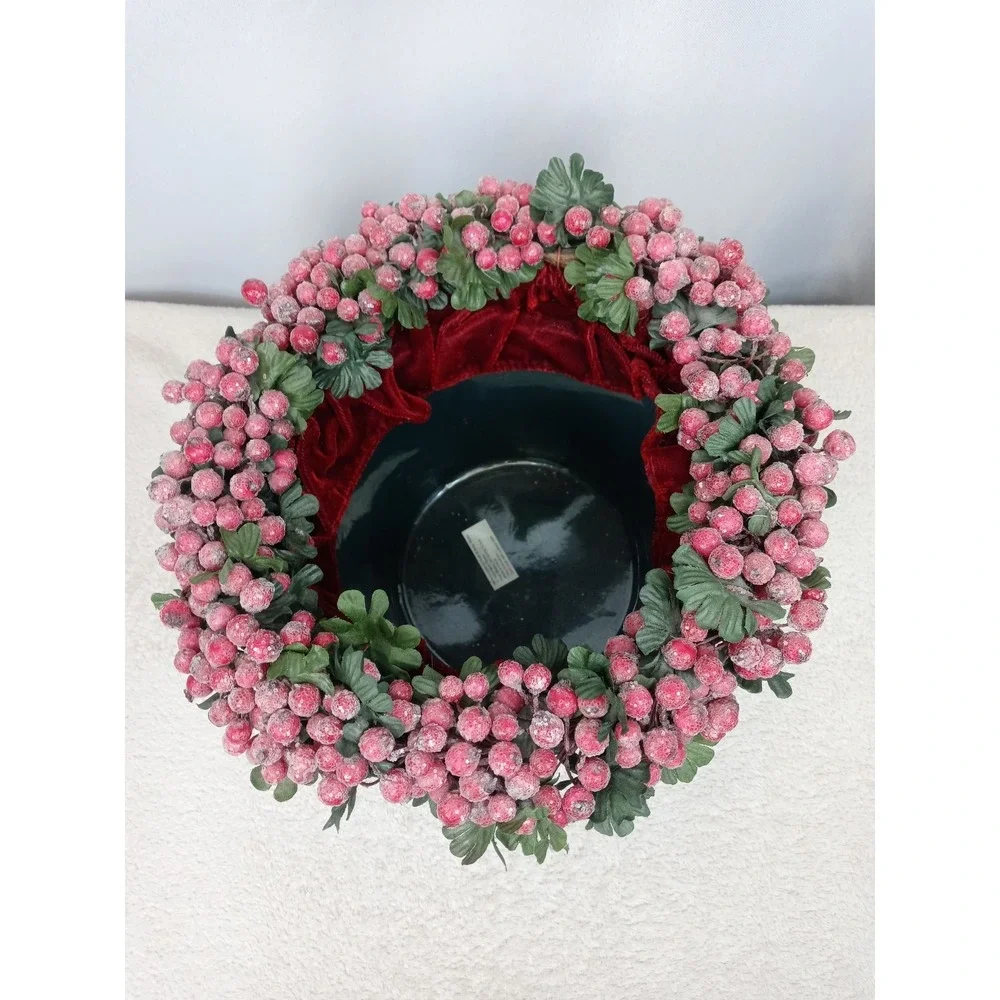 Vintage‎ Bath & Body Works Wicker Christmas Basket Red Berry Poinsettia Liner